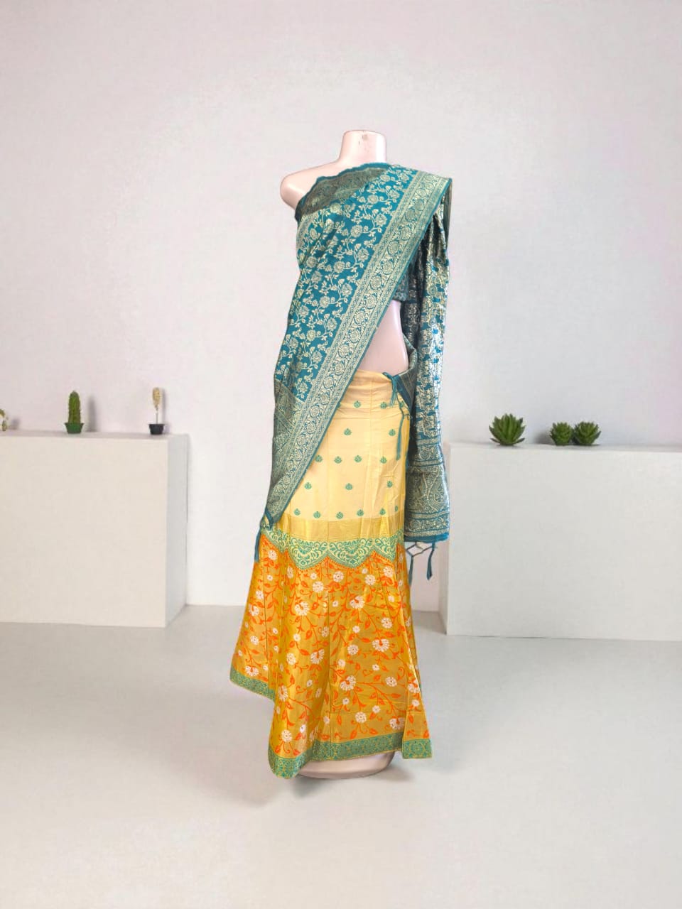 Sc-2300 Light gold Lehenga unstitched